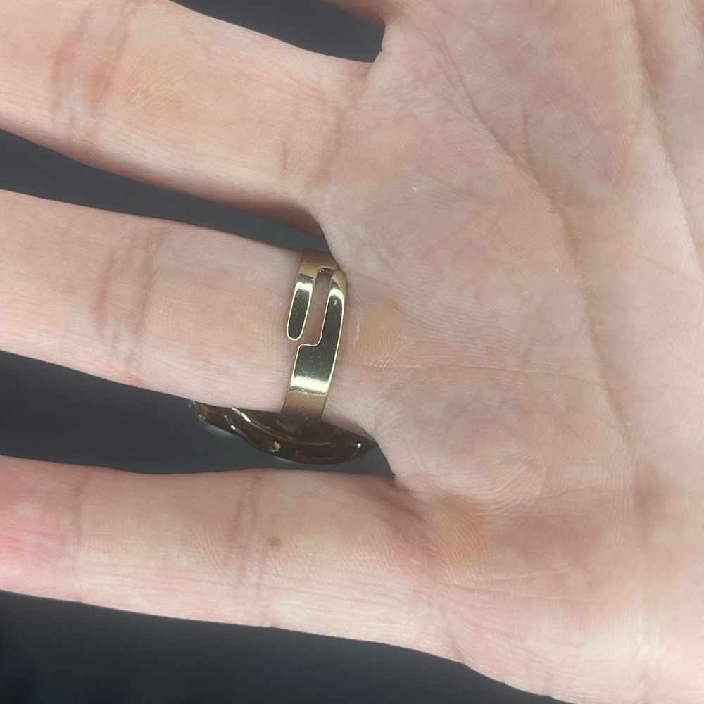 Elegant gold ring with crystal and Pearl and embellishment - Picture 4 of 4